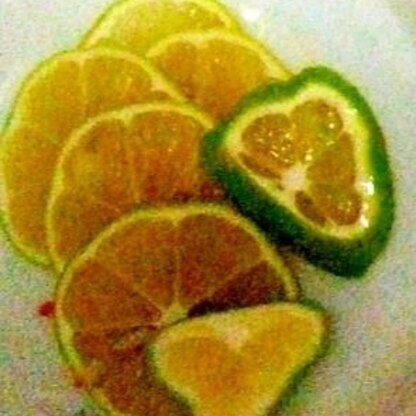 レモンを楽しめるレシピですね！
こーゆーの大好きです（*^^*）
このまま全部食べました♡